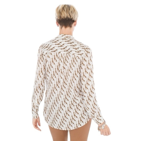 Chico’s Cheetah Print Blouse Button Down Long Sleeve - Size Large - Picture 11 of 14